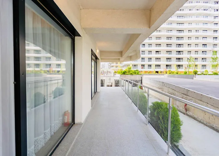 Hubix - Casa Del Mar A2 *